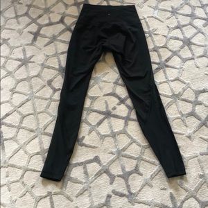 Lulu lemon leggings with cool mesh siding